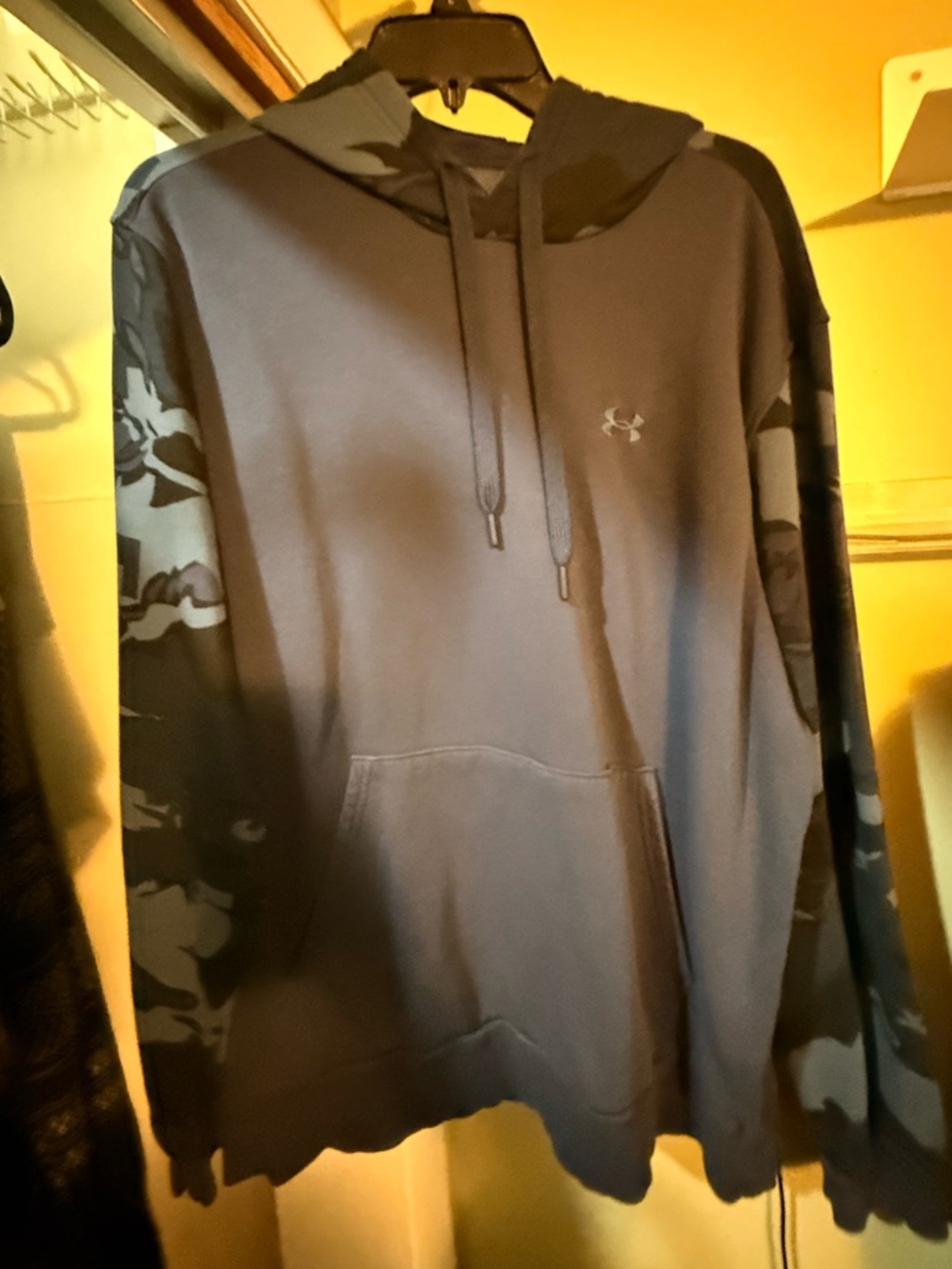Under Armour Men's Dark Gray Hoodie with Camo Sleeves